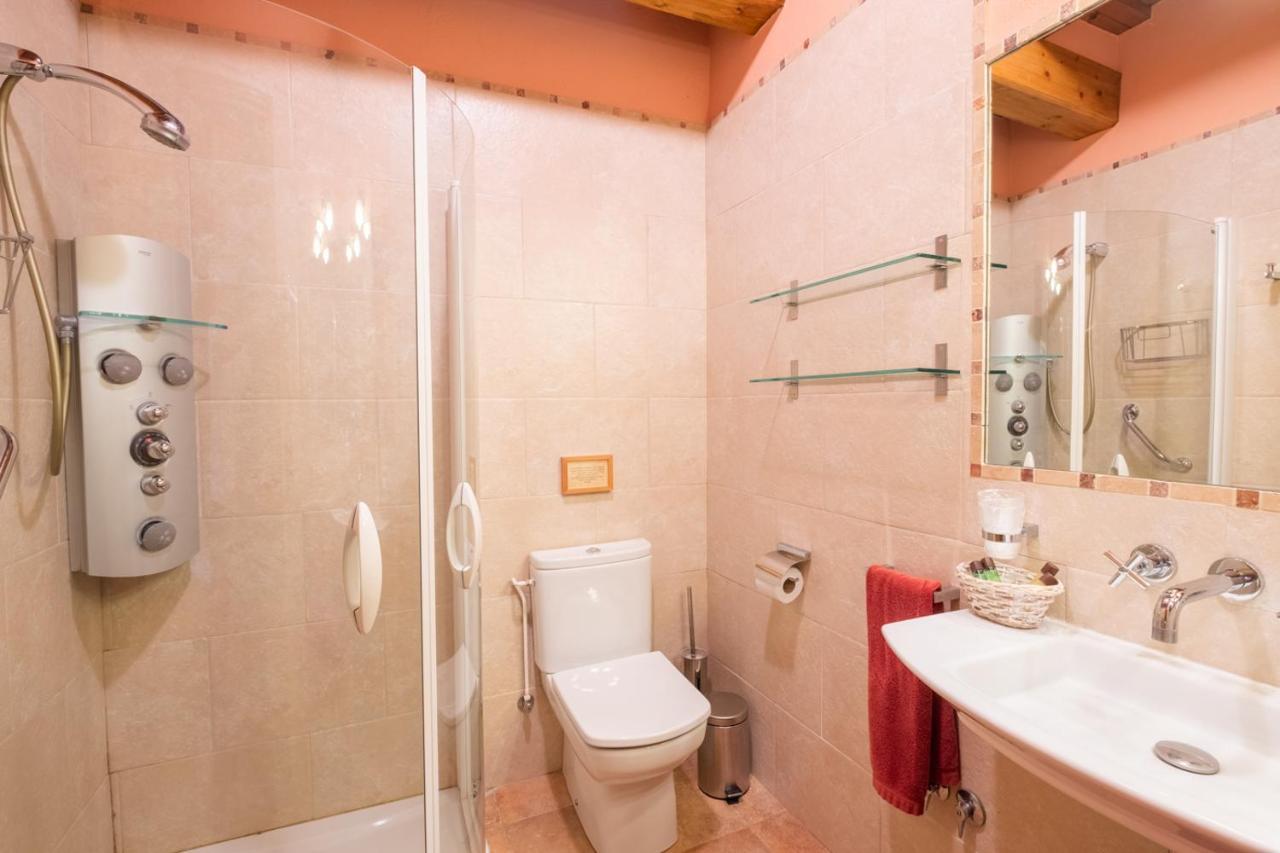 Cal Ros Bed & Breakfast Calonge de Segarra Dış mekan fotoğraf