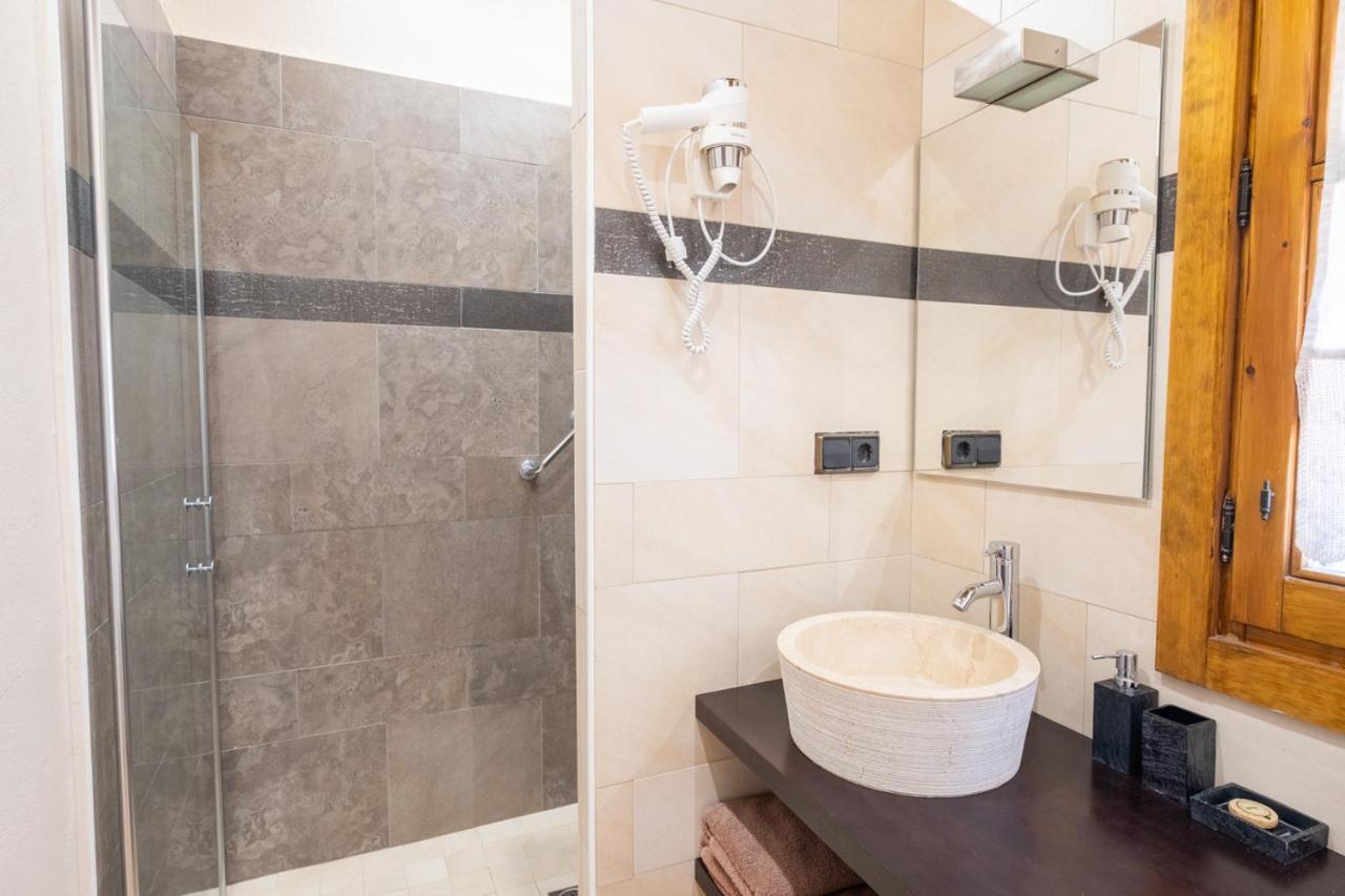 Cal Ros Bed & Breakfast Calonge de Segarra Dış mekan fotoğraf